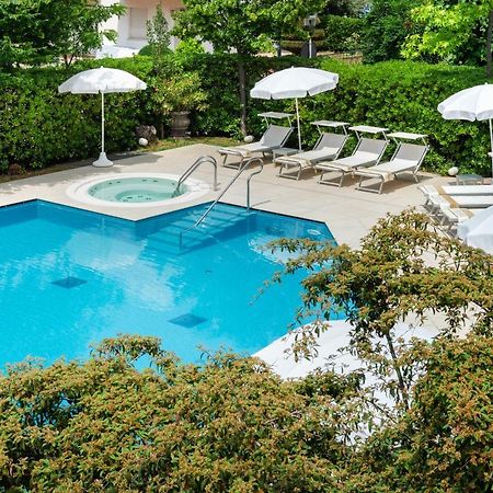 Hotel Maddalena Riccione Esterno foto