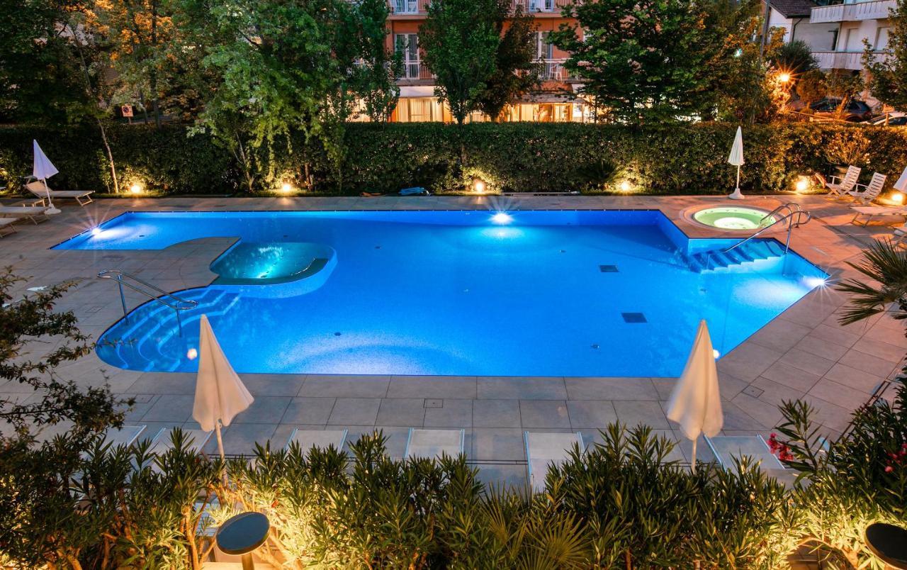 Hotel Maddalena Riccione Esterno foto