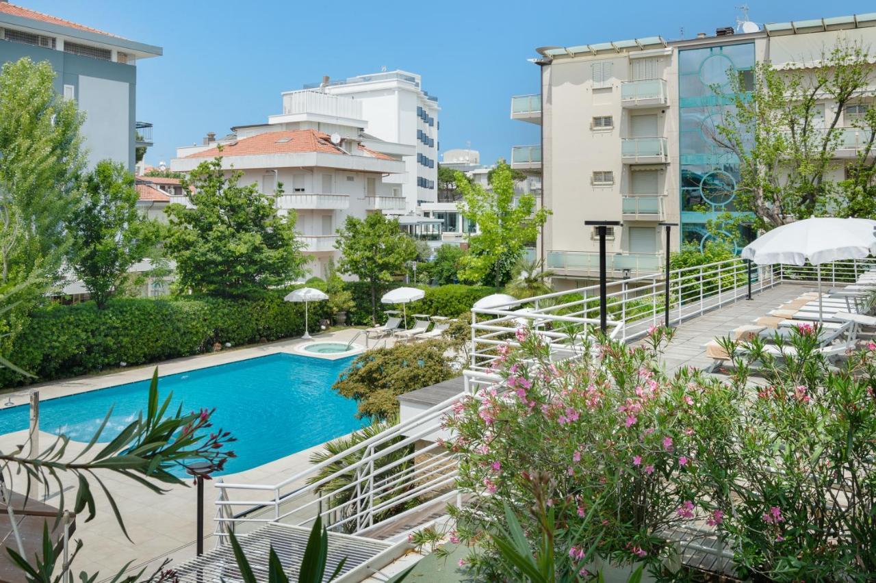 Hotel Maddalena Riccione Esterno foto