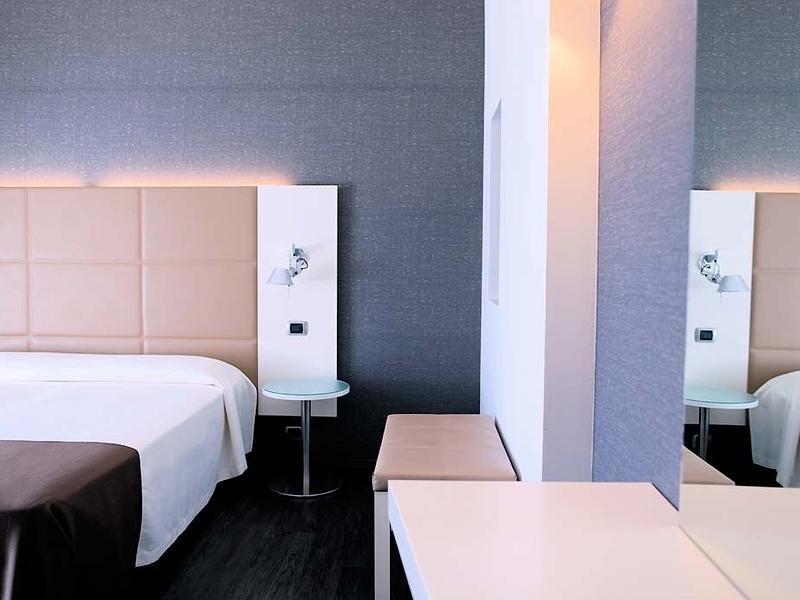 Hotel Maddalena Riccione Camera foto