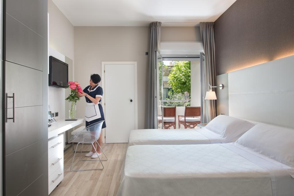 Hotel Maddalena Riccione Esterno foto